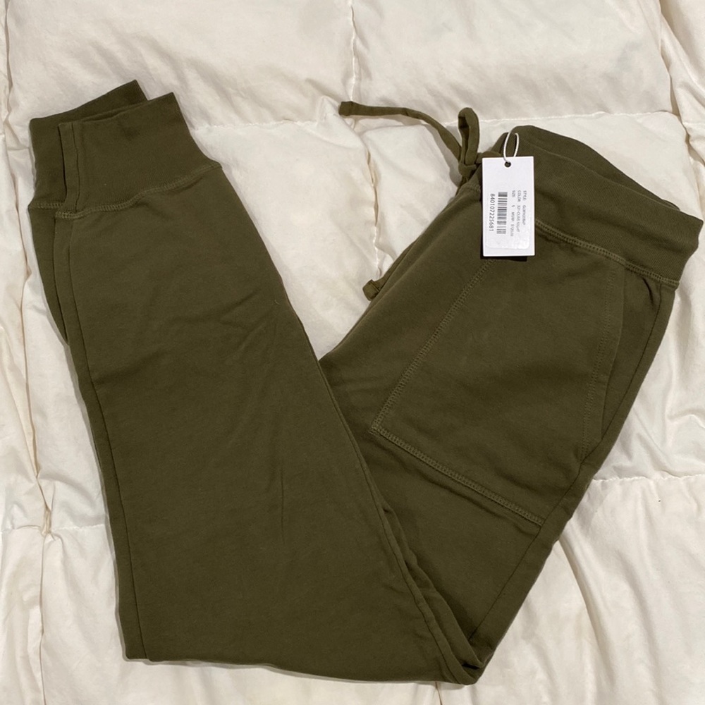 Goodlife jogger